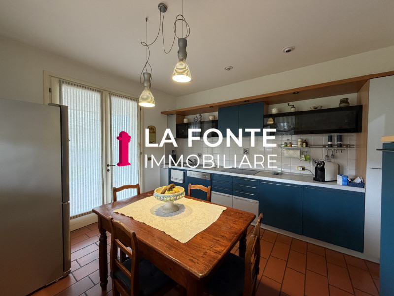 CODIVERNO DI VIGONZA introvabile VILLA SINGOLA A PIANO UNICO situata nel cuore del paese. Questa ...