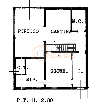 BRUGINE: Casa singola dalle generose metrature interne, situata lungo strada secondaria. Al primo...