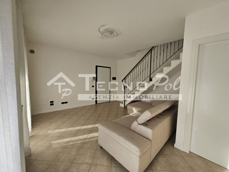 BRUGINE - Proponiamo in ESCLUSIVA interessante appartamento in quartiere residenziale comodo al c...