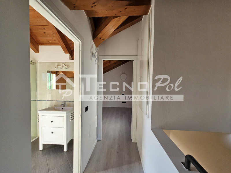 BRUGINE - Proponiamo in ESCLUSIVA interessante appartamento in quartiere residenziale comodo al c...