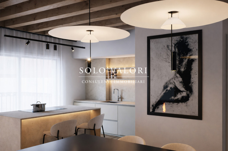 Dove il Lusso Incontra la Storia
Rif. ASI01 (per info 393 1710719 Fabrizio)
Nel cuore pulsante di...