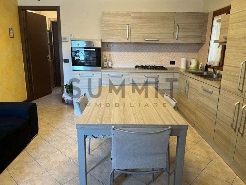 MARANO VICENTINO: In posizione tranquilla comoda al centro MINIAPPARTAMENTO al piano terra con pi...