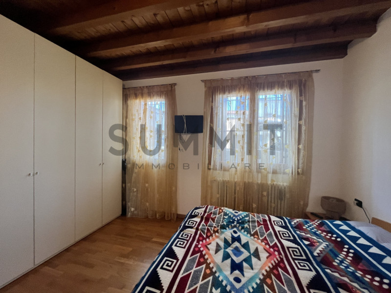 MARANO VICENTINO: In posizione tranquilla comoda al centro MINIAPPARTAMENTO al piano terra con pi...