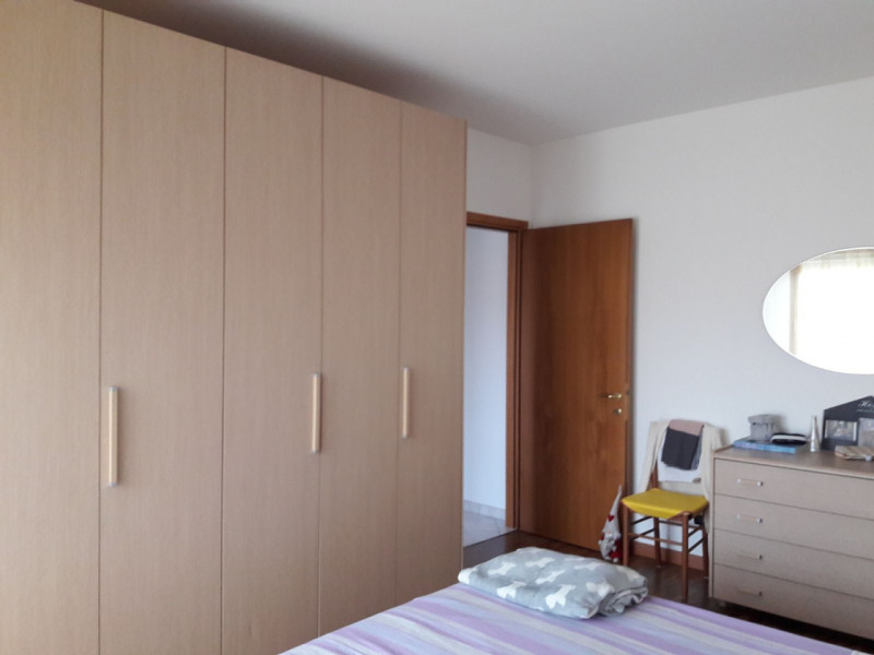 A pochi passi dal Duomo di Monselice, nel cuore pulsante del centro storico, proponiamo in vendit...