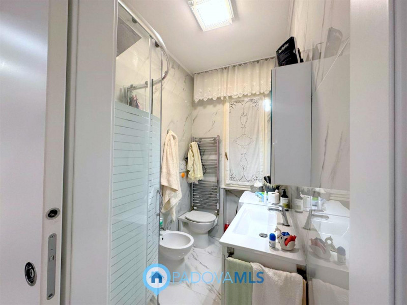 Immobile in esclusiva al Gruppo Padova MLS

In zona Arcella – San Carlo, a Padova, proponiamo in ...