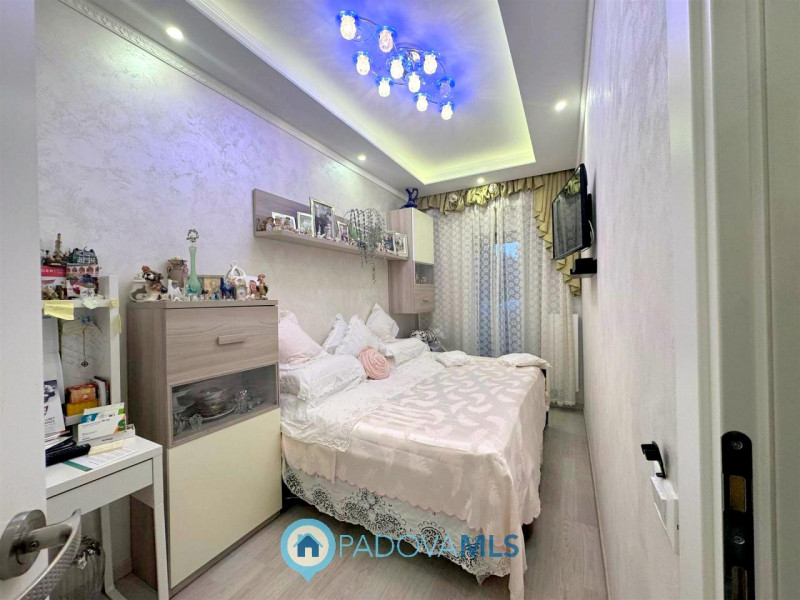 Immobile in esclusiva al Gruppo Padova MLS

In zona Arcella – San Carlo, a Padova, proponiamo in ...