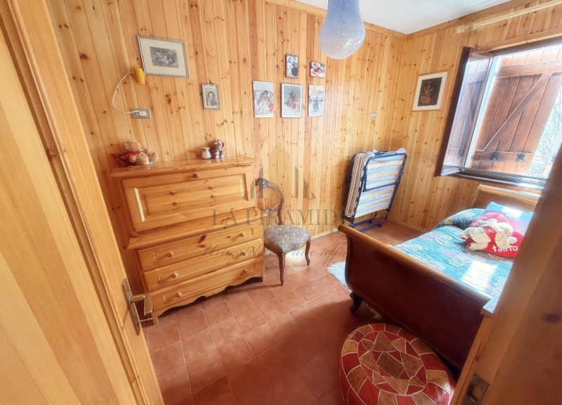 Carbonare di Folgaria

A Carbonare di Folgaria, in posizione tranquilla e riservata, proponiamo i...