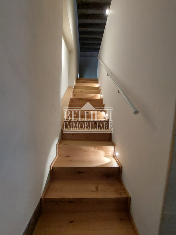 PONTE DEGLI ANGELI: In un contesto di assoluto prestigio, all'interno di un palazzo del 1820 real...