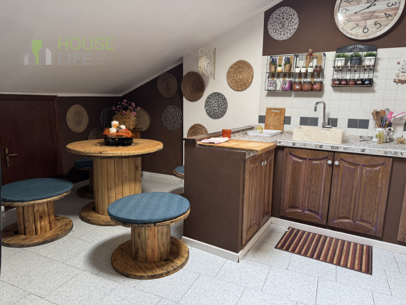 TORREBELVICINO: APPARTAMENTO TRILOCALE MANSARDATO posto al secondo piano composto da zona giorno ...