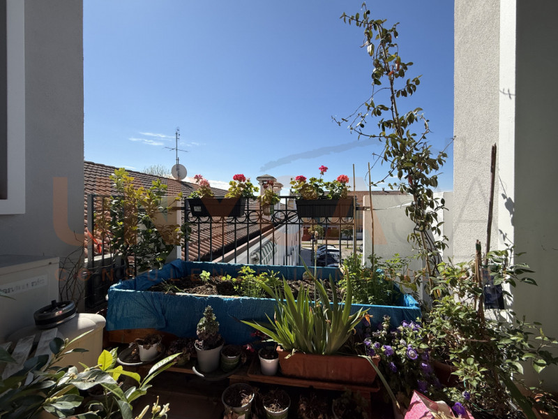 RUBANO: proponiamo appartamento situato al secondo piano di una palazzina dotata di ascensore, ne...