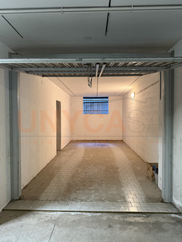 RUBANO: proponiamo appartamento situato al secondo piano di una palazzina dotata di ascensore, ne...