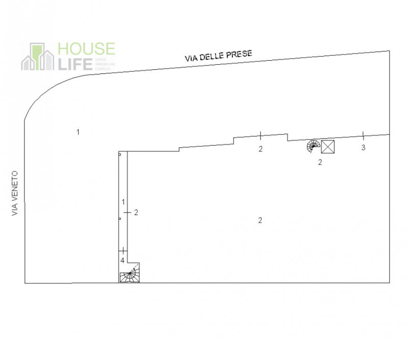 SCHIO - ZONA INDUSTRIALE: CAPANNONE COMMERCIALE DI TESTA CON AREA ESTERNA. Posto nella zona artig...