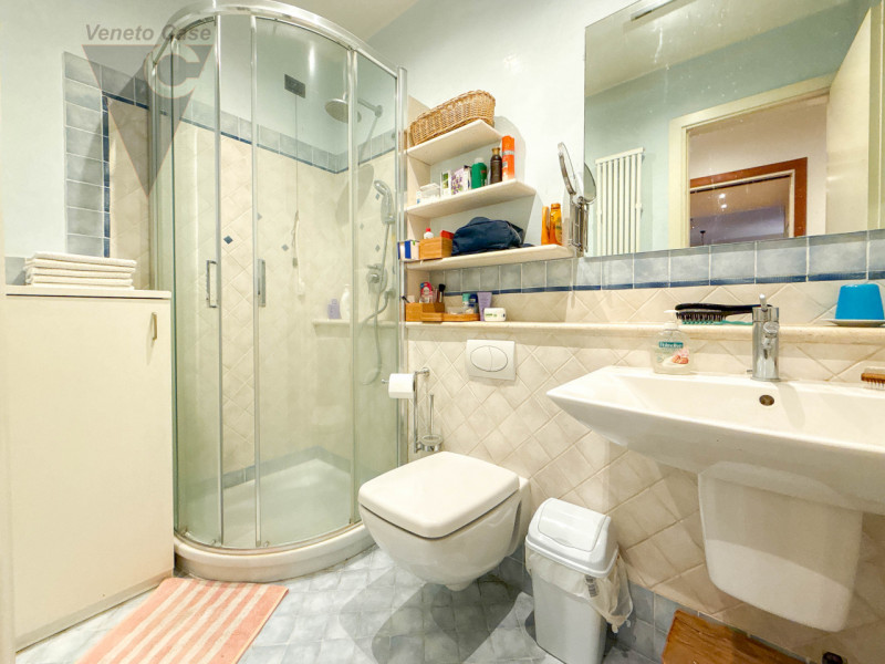 STANGA - NUDA PROPRIETA'
In un contesto residenziale signorile e tranquillo, circondato da un cur...