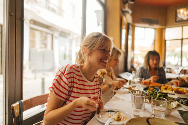 Rovolon (PD), situata in una frazione del Paese e lungo una Via ad alto passaggio di veicoli, pro...