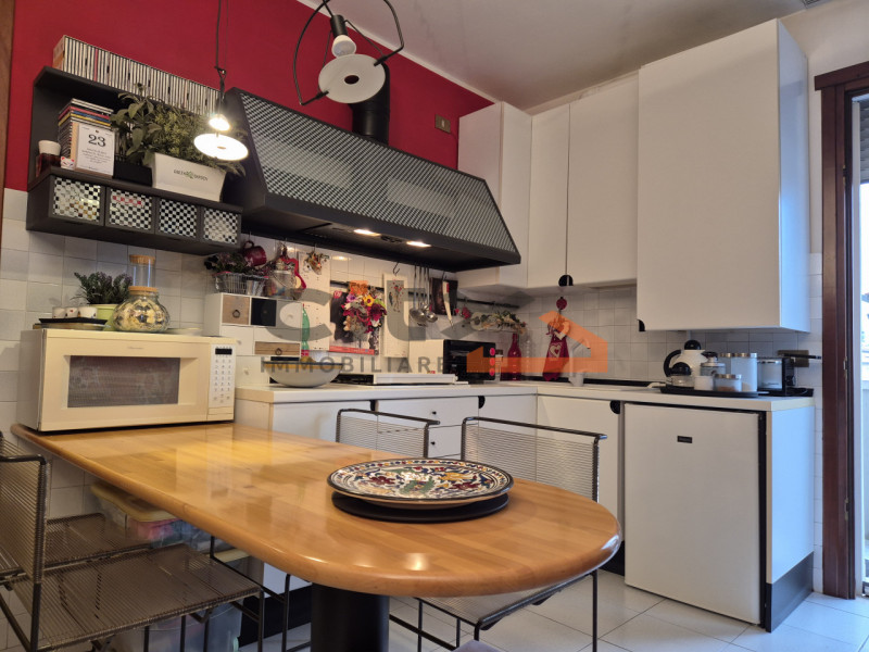 Romano d'Ezzelino - VENDIAMO MINI APPARTAMENTO ARREDATO al primo piano in contesto residenziale t...