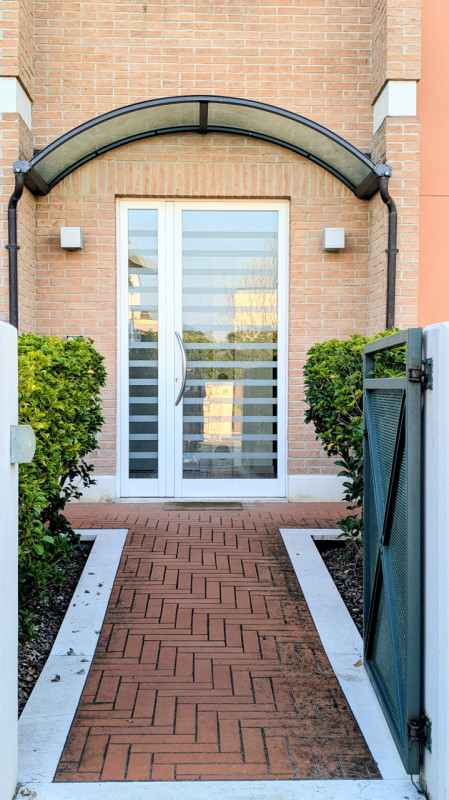 Zugliano, appartamento bicamere con garage. € 137.000

Via San Bernardino n° 17

Trattativa Unica...