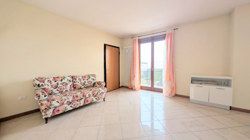 Zugliano, appartamento bicamere con garage. € 137.000

Via San Bernardino n° 17

Trattativa Unica...