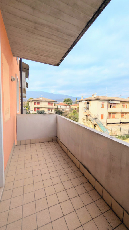 Zugliano, appartamento bicamere con garage. € 137.000

Via San Bernardino n° 17

Trattativa Unica...