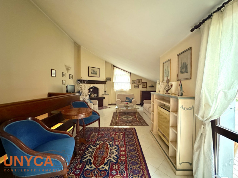 Cerchi comfort abitativo senza rinunciare allo stile classico?

Nel cuore della rinomata zona res...