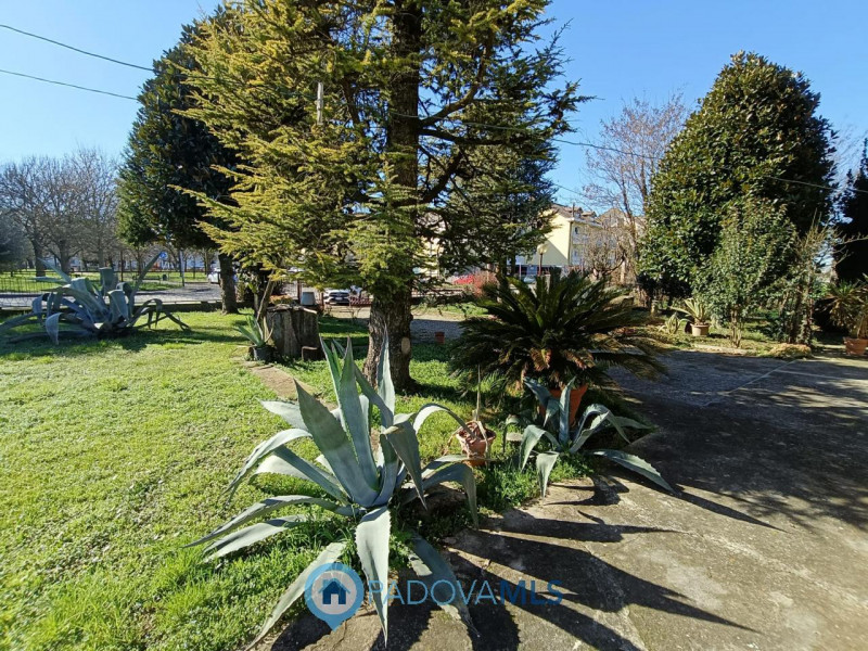 Immobile in esclusiva al Gruppo Padova MLS
Padova zoa crocefisso vicino a tutti i servizi princip...