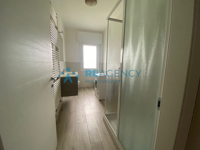 AFFITTASI SPAZIOSO E LUMINOSO APPARTAMENTO TRICAMERE A VILLAGGIO MONTEGRAPPA

APPARTAMENTO AL PRI...