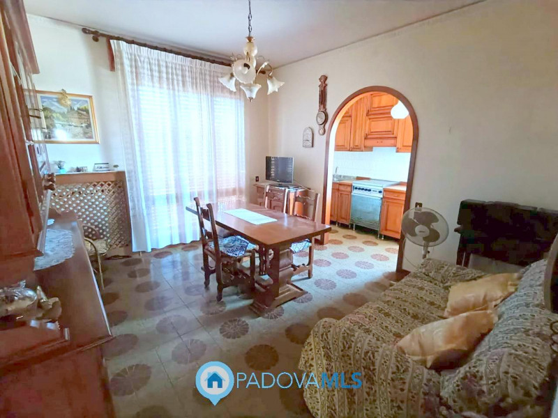 Immobile in esclusiva al Gruppo Padova MLS

Padova zona Crocefisso vicino a tutti i servizi princ...