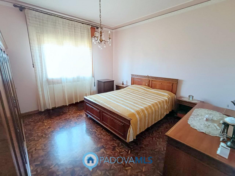 Immobile in esclusiva al Gruppo Padova MLS

Padova zona Crocefisso vicino a tutti i servizi princ...