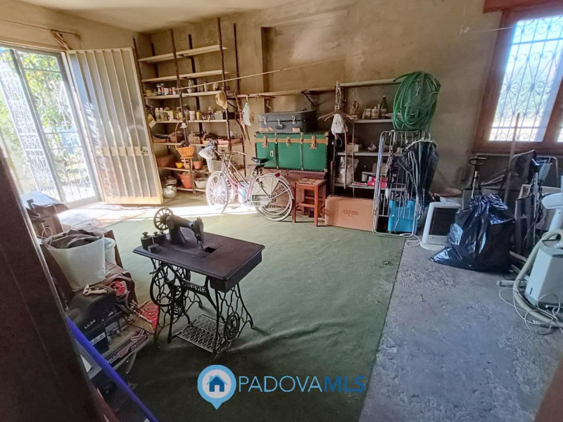 Immobile in esclusiva al Gruppo Padova MLS

Padova zona Crocefisso vicino a tutti i servizi princ...