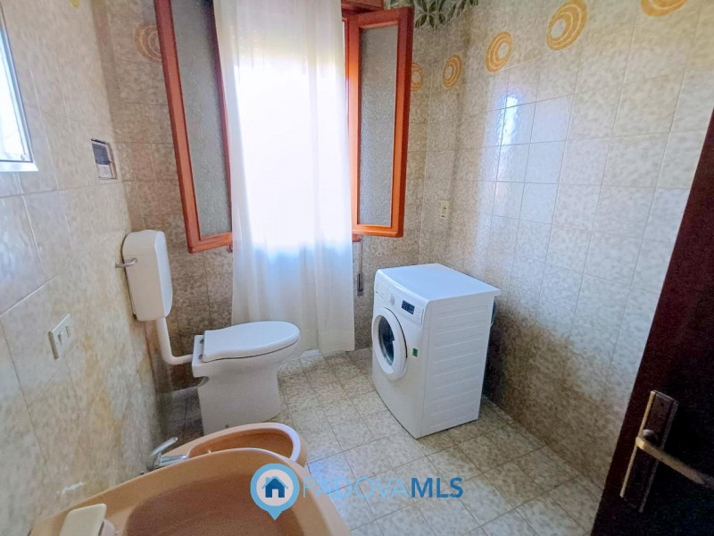 Immobile in esclusiva al Gruppo Padova MLS

Padova zona Crocefisso vicino a tutti i servizi princ...