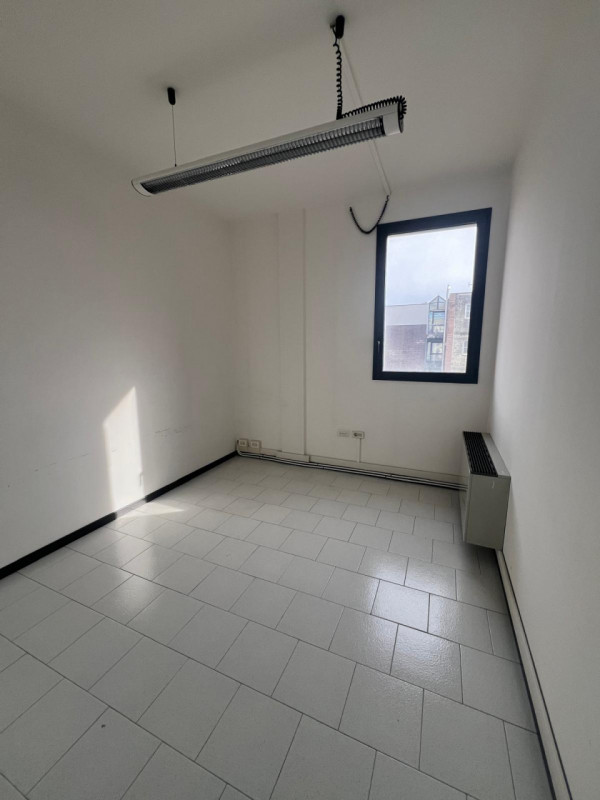 SCHIO - Ufficio sito al secondo piano 90.000€

UNICA Immobiliare Via Prà Bordoni 46, Zanè (VI) 04...