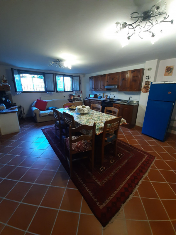 Nel quartiere piu' bello di Vigonza, proponiamo ottima soluzione abitativa della fine degli anni ...