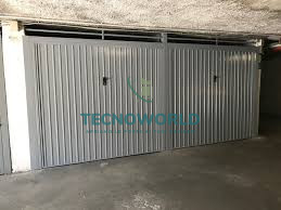 Situato nel centro di Thiene, proponiamo in vendita un garage doppio di 30 metri quadri.

Il gara...