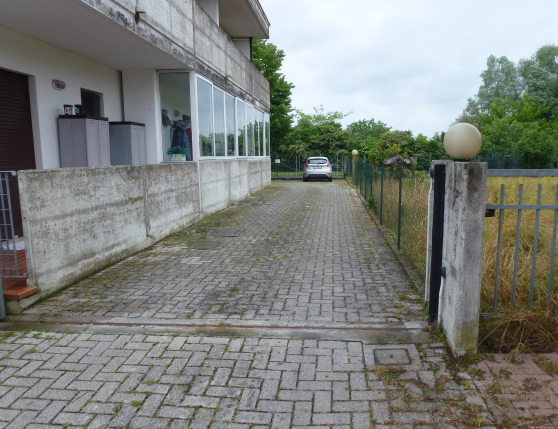 RIF. A.A.483-152

Vendesi all'asta - appartamento al 1° piano in data 16 aprile 2026

Descrizione...