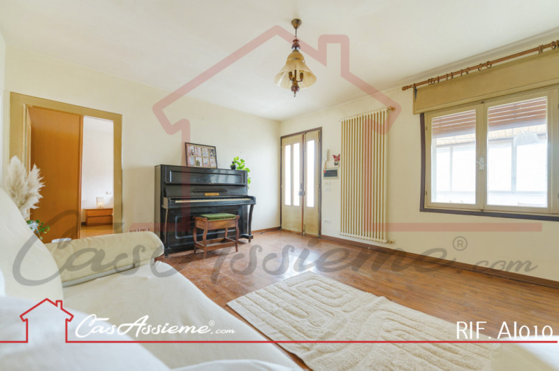 Rif. AI010
NOSTRA ESCLUSIVA - OPEN HOUSE VENERDI' 24/04
Nel cuore di Castello di Godego, in posiz...