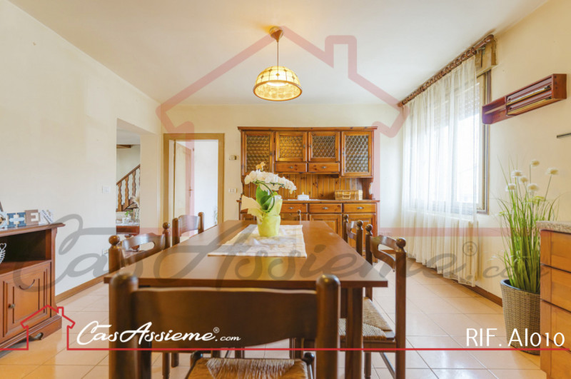 Rif. AI010
NOSTRA ESCLUSIVA - OPEN HOUSE VENERDI' 24/04
Nel cuore di Castello di Godego, in posiz...