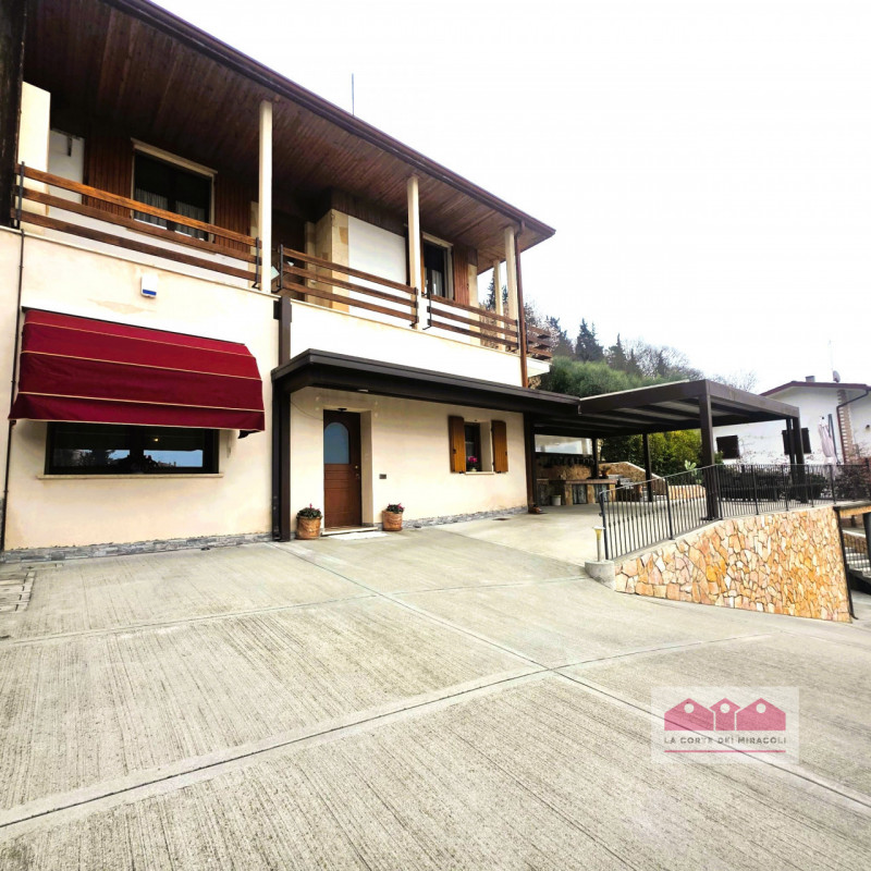 IN ESCLUSIVA A ORGIANO: SPAZIOSA BIFAMILIARE CON BELLISSIMA VISTA PANORAMICA, PERFETTA SIA PER UN...