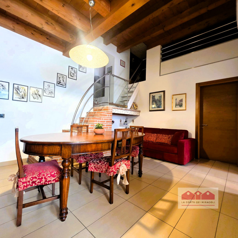 IN ESCLUSIVA A ORGIANO: SPAZIOSA BIFAMILIARE CON BELLISSIMA VISTA PANORAMICA, PERFETTA SIA PER UN...