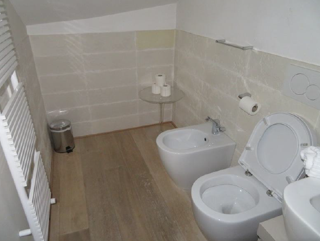 RIF. A.A.98-251

Vendesi all'asta - appartamento al 4° piano in data 16 aprile 2026

Descrizione:...