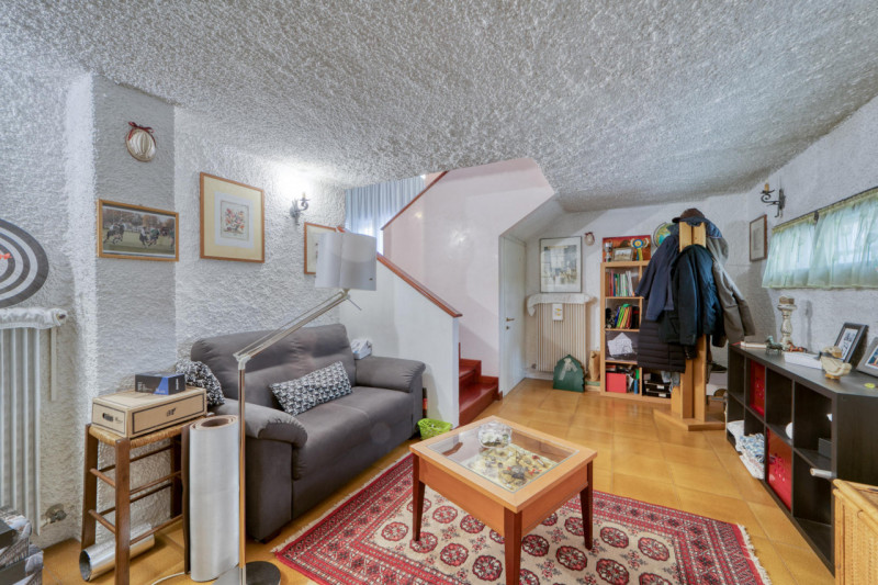 PADOVA - ZONA FACCIOLATI Nel cuore di una delle zone più ricercate della città, proponiamo in ven...