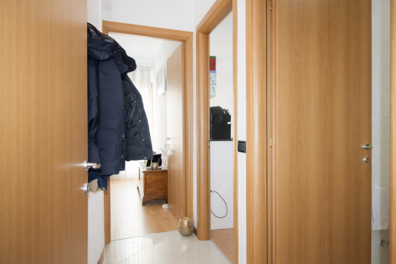 Nella tranquilla e ricercata frazione di Cresole, proponiamo in vendita grazioso appartamento bic...