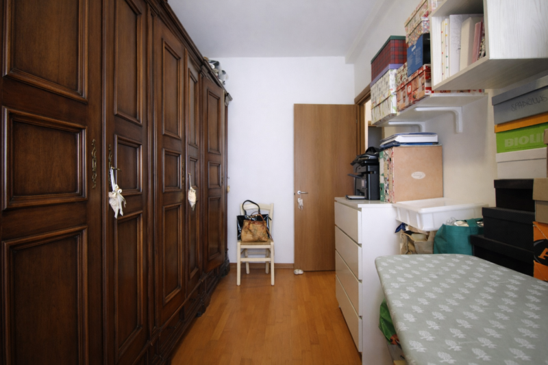 Nella tranquilla e ricercata frazione di Cresole, proponiamo in vendita grazioso appartamento bic...