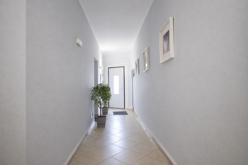 Nella tranquilla e ricercata frazione di Cresole, proponiamo in vendita grazioso appartamento bic...