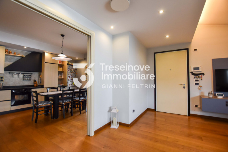 (Per INFO Feltrin Simone 3427586513) Appartamento al primo piano con ingresso indipendente a Istr...