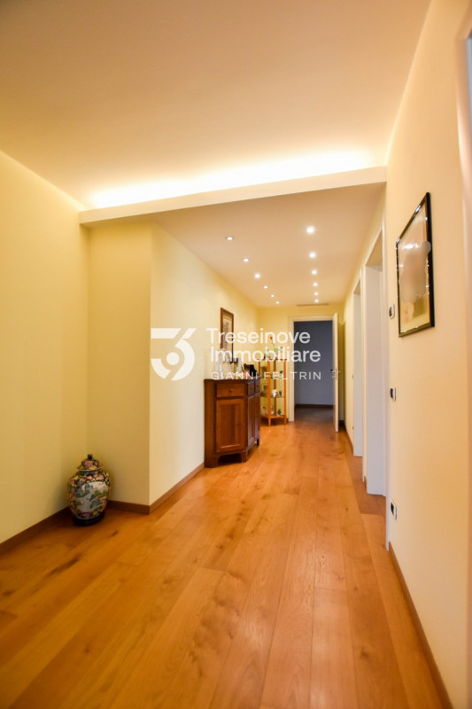 (Per INFO Feltrin Simone 3427586513) Appartamento al primo piano con ingresso indipendente a Istr...