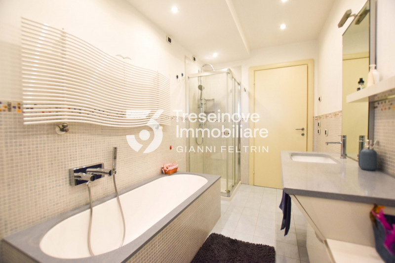 (Per INFO Feltrin Simone 3427586513) Appartamento al primo piano con ingresso indipendente a Istr...