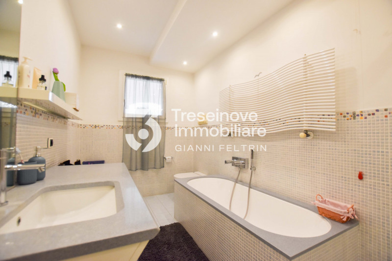 (Per INFO Feltrin Simone 3427586513) Appartamento al primo piano con ingresso indipendente a Istr...