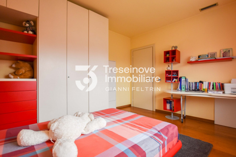 (Per INFO Feltrin Simone 3427586513) Appartamento al primo piano con ingresso indipendente a Istr...