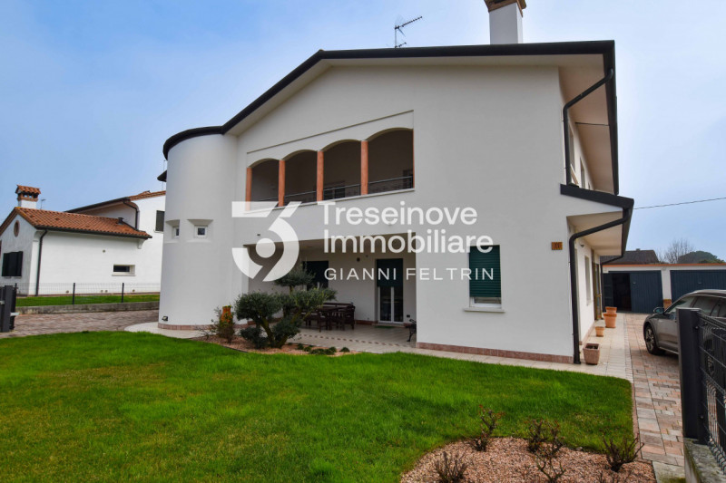 (Per INFO Feltrin Simone 3427586513) Appartamento al primo piano con ingresso indipendente a Istr...