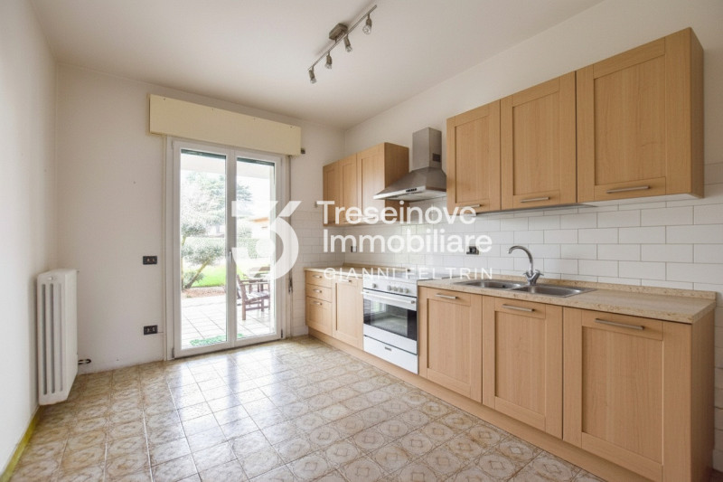 (Per INFO Feltrin Simone 3427586513) Appartamento con ingresso indipendente al piano terra a Istr...