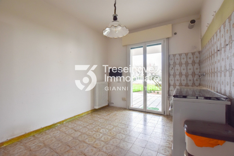 (Per INFO Feltrin Simone 3427586513) Appartamento con ingresso indipendente al piano terra a Istr...